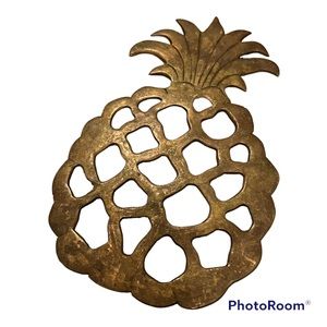 Brass pineapple trivet